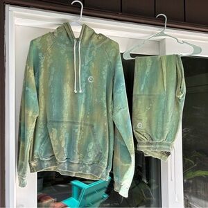Big Bud Press Green Tie Die Sweat Suit
